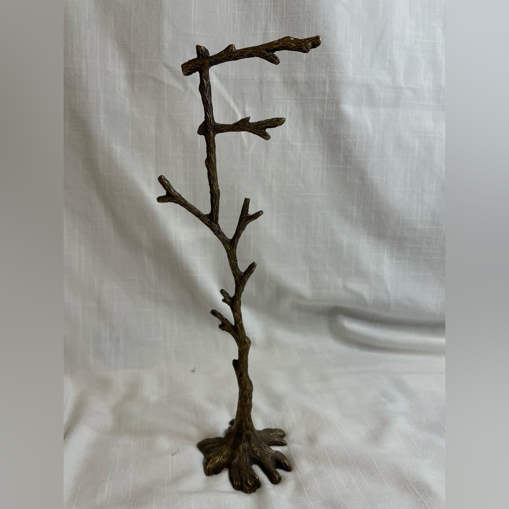 Metal “F” stand